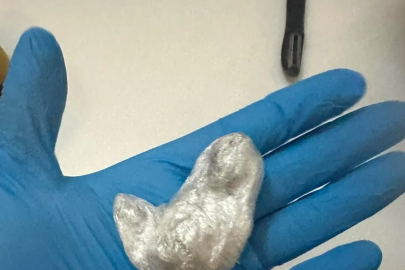 İstanbul’da ünlülere uyuşturucu operasyonunda 8,43 gram esrar ele geçirildi
