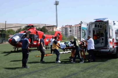 84 yaşındaki hasta ambulans helikopterle Malatya’ya getirildi
