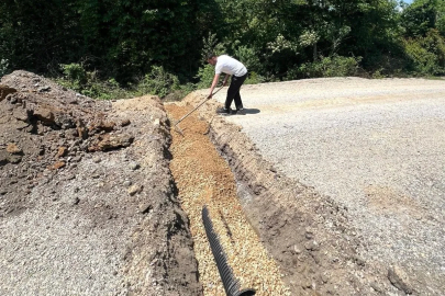Kaynaşlı’da Sazköy’ün yağmur suyu ve drenaj altyapısı güçlendirildi
