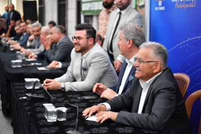 Başkan Büyükkılıç, Melikgazili vatandaşlarla buluştu
