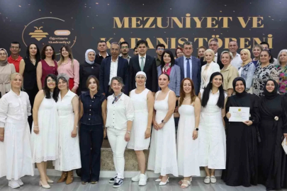 Mersin Öğretmen Akademileri yıl sonu programıyla tamamlandı
