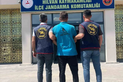 Kılık değiştirerek saklanan cinayet zanlısı yakalandı
