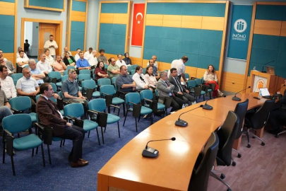 Yönetici liderlik eğitim programında yapay zeka ele alındı
