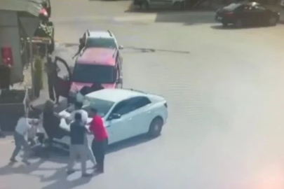 Ankara’da husumetli şahısların kavgası kamerada

