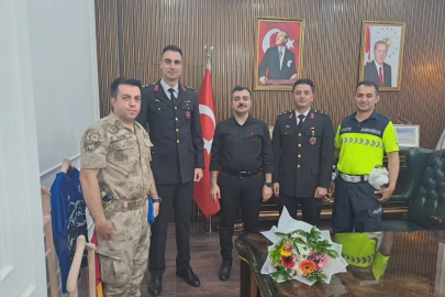 Dicle Kaymakamı Mustafa Atış, jandarmanın 187. kuruluş yıl dönümünü kutladı
