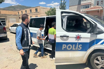 Sason’da LGS’ye yetişemeyen öğrencilerin imdadına polis yetişti
