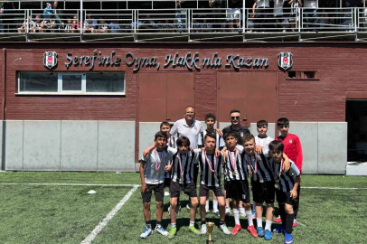 Tatvan Beşiktaş Futbol Okulu Türkiye ikincisi oldu

