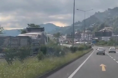 Karadeniz Sahil Yolunda ters yönde giden kamyon korkuttu
