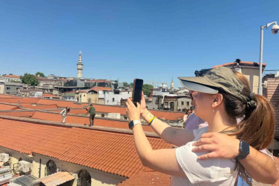 Kapalıçarşı turuna yoğun ilgi: Çatıda adeta fotoğraf yarışı
