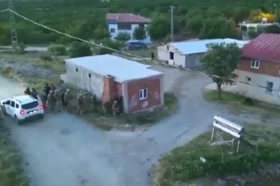 Malatya’da, JASAT operasyonunda 2 firari yakalandı
