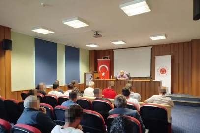 Boyabat’ta hükümlülere "İslamiyet’te sevgi ve merhamet" semineri
