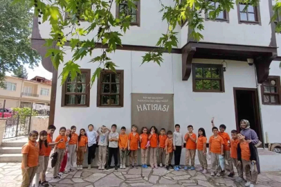 Boyabatlı minikler geçmişin kültürünü müzede keşfetti
