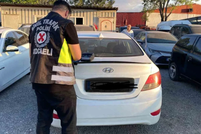 Kocaeli’de korsan taksi sürücüsü ve yolcuya ceza
