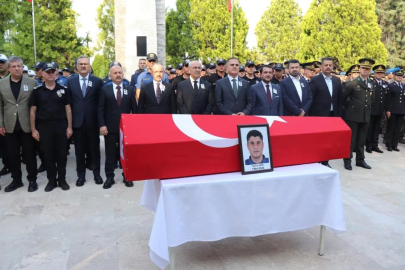 Aydınlı şehit polis memuru Denizli’de toprağa verildi
