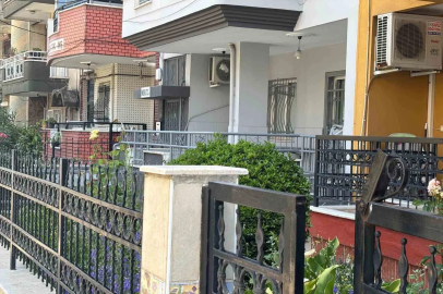 Manisa’da eşini öldüren adam, annesini kurtarmaya çalışan kızını da darbetti
