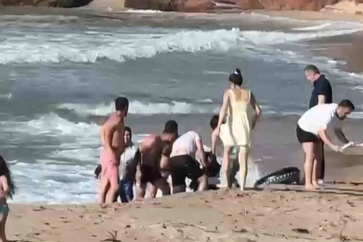 Denizde boğulma tehlikesi geçiren 2 kişi kurtarıldı
