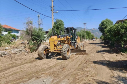 Büyükşehir ekipleri 17 ilçede sahada
