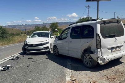 Elazığ’da trafik kazası: 2 yaralı
