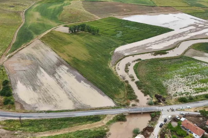 Yozgat’ta şiddetli yağış tarım arazilerini vurdu
