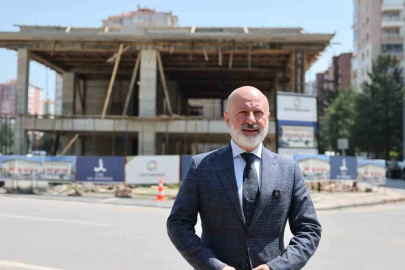 Başkan Çolakbayrakdar: "Bilginin, eğitimin ve sosyal hayatın merkezi olacak yeni bir eseri daha kazandırıyoruz"
