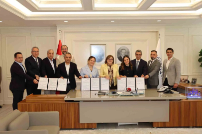 Büyükşehir, Tadım, İpek Yücel Sanat ve Eğitim Merkezi binası yapımı için protokol imzaladı
