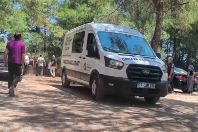 Antalya’da ormanlık alanda bir kişinin cansız bedeni bulundu
