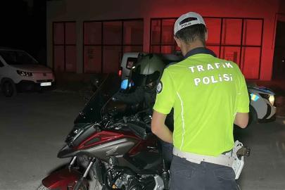Burdur’da polis ekiplerinden sıkı denetim
