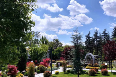 Bakan Kurum’dan Saraçoğlu Mahallesi paylaşımı: "Başkent’imize çok yakışmadı mı?"
