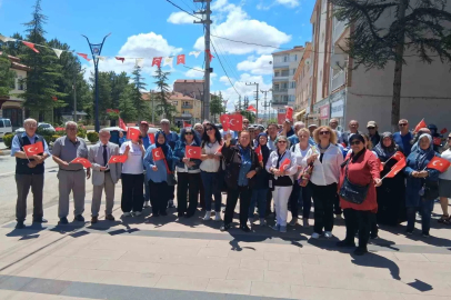 Beylikova Avdan Okulu Mezunları, Pilav Günü’nde bir araya geldi
