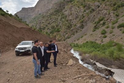 Cilo ve Sat Dağları Milli Parkı yolunda asfalt hazırlığı
