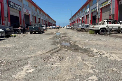 Rize’de su hattı çalışması sanayi esnafını mağdur etti
