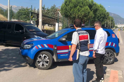 Denizli’de jandarmadan uyuşturucu baskını: Baro başkanı ve 11 avukat gözaltına alındı
