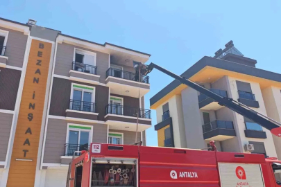 Apartman dairesindeki yangın korkuttu
