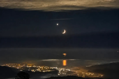 Rize semalarında ay yıldızlı eşsiz görüntü
