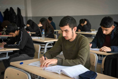 Büyükşehir Belediyesi 507 YKS öğrencisini sınava hazırladı
