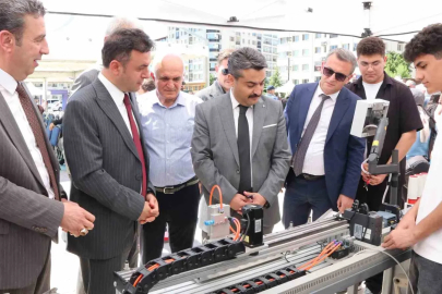 Sivas’ta Mesleki ve Teknik Eğitim Okulları Tanıtım Şenliği Düzenlendi
