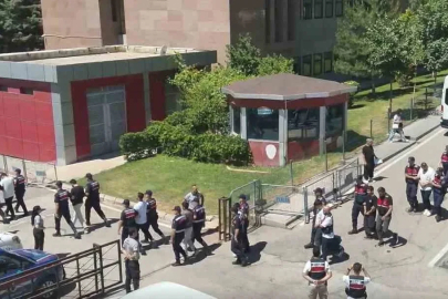 Gaziantep merkezli 14 ilde siber dolandırıcılık operasyonu: 19 tutuklama
