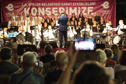 Pınarbaşı’nda yaz konseri ilgi gördü
