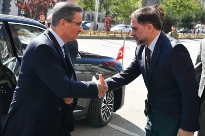 Vali Baruş’tan Yakutiye Belediyesi’ne çalışma ziyareti
