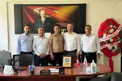 Sağlık-Sen: "Sağlık çalışanları insan hayatını öncelerken yoğun iş temposuyla da mesleğinden bezdiriliyor"
