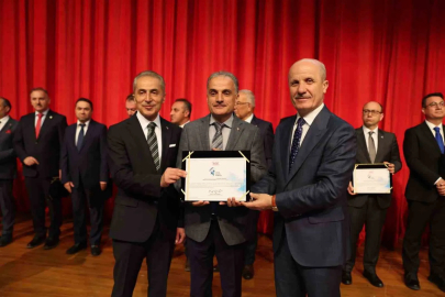 YÖK’ten Sakarya Üniversitesi’ne "Spor Dostu Kampüs" ödülü
