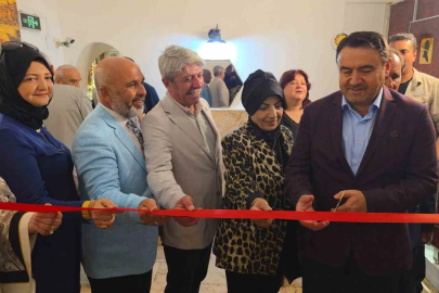Tarihi Küçük Hamam sanatla yeniden hayat buldu
