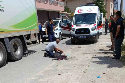 Kamyonun çarptığı yaşlı kadın ağır yaralandı
