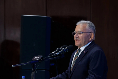 Başkan Büyükkılıç, Erciyes Zirvesi’nde Kayseri’nin su master planını anlattı
