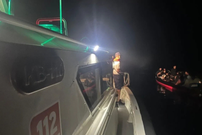 Bodrum’da 26 düzensiz göçmen kurtarıldı, 1 kaçakçı şüphelisi yakalandı
