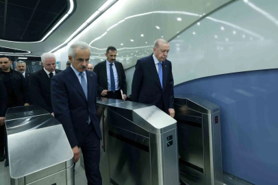İstanbul’a nefes aldıracak proje açılıyor: Cumhurbaşkanı Erdoğan törenin yapılacağı alana metroyla gitti
