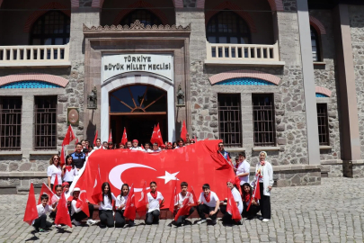 Kastamonulu öğrencilere Ankara gezisi
