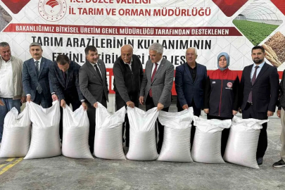 Coğrafi işaretli "Konuralp pirinci" için 82 çiftçiye 50 ton tohum desteği
