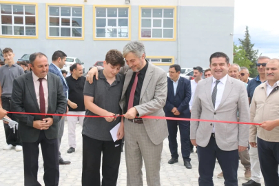 Emet Cevizdere Şehitleri MTAL’de yılsonu sergisi ve ödül töreni

