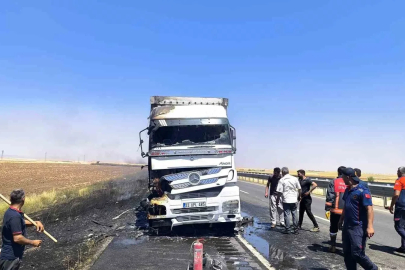 Mardin’de seyir halindeki tırda çıkan yangın söndürüldü

